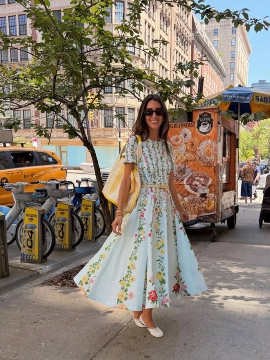 J. McLaughlin Dresses & Skirts - Grace Dress in Floral Medley Ray by J. McLaughlin